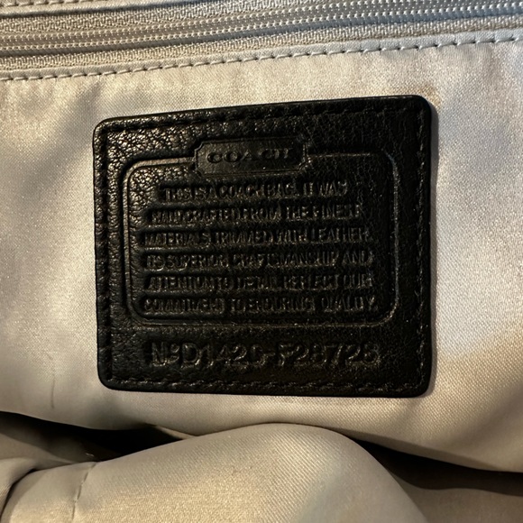 Coach purse - Picture 7 of 8